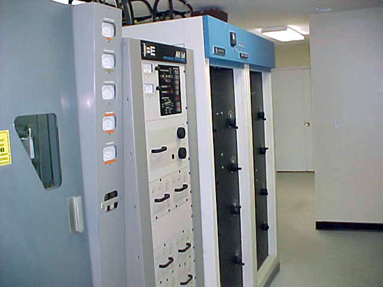 Broadcast Electronics AM6A transmitter