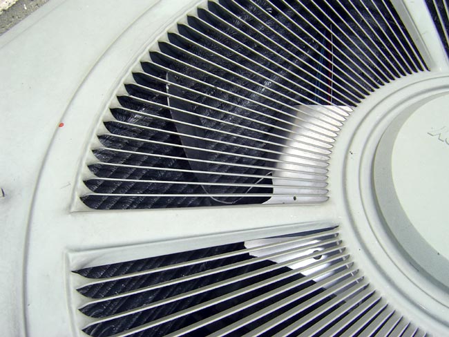 AC condenser broken fan