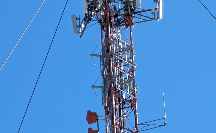 Co-located common antenna FM stations